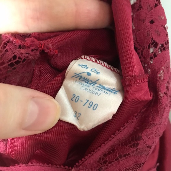 Vintage red lace bodysuit lingerie 🌹💋 - Picture 3 of 4